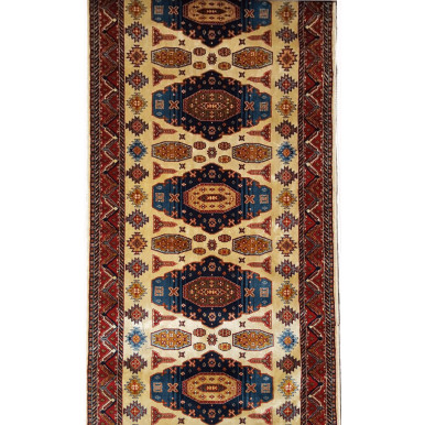 Classic runner rug with geometric designs